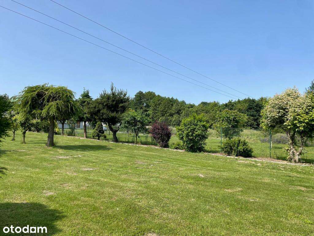 Piękna ogrodzona działka budowlana z mediami-2
