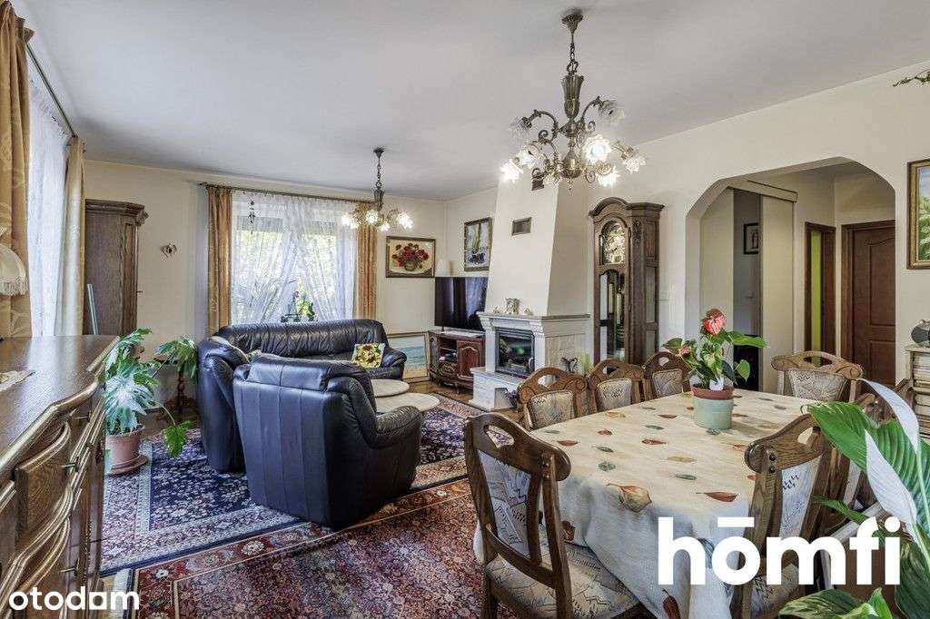 Duży rodzinny dom z malowniczym ogrodem - Pełny obrazek: 1/20