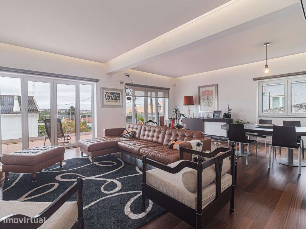 EXCLUSIVO | Moradia V6 de Sonho no Coração da Cotovia, Sesimbra-1