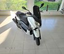 Yamaha X-Max - 7