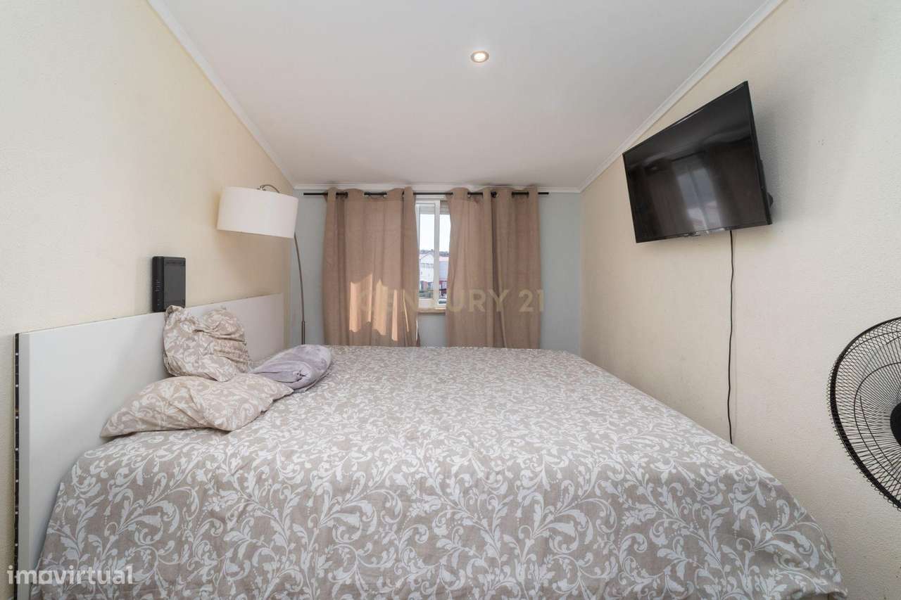 Oportunidade única de investimento em Odivelas – 50% de prédio em prop-12