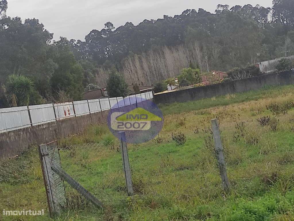 Terreno urbano em Grijó - Grande imagem: 4/11