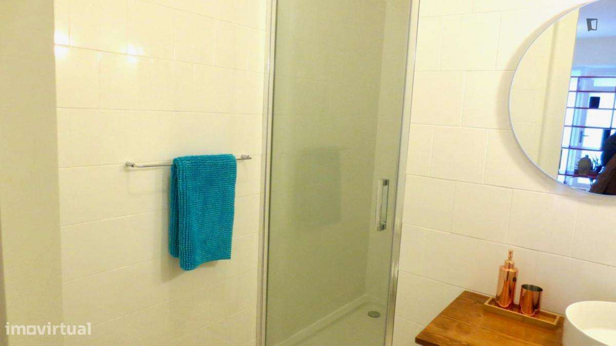 Estúdio - localizado em Paranhos Porto - Grande imagem: 5/6