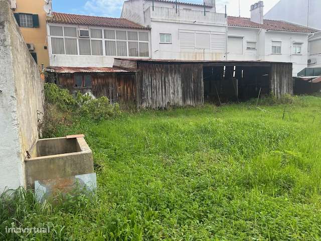 Prédio urbano sito em Benavente - Grande imagem: 4/18