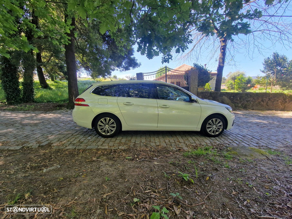 Peugeot 308 SW 1.5 BlueHDi Allure Pack - 26