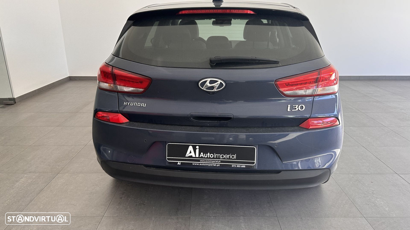 Hyundai i30 1.6 CRDi Launch Edition - 5