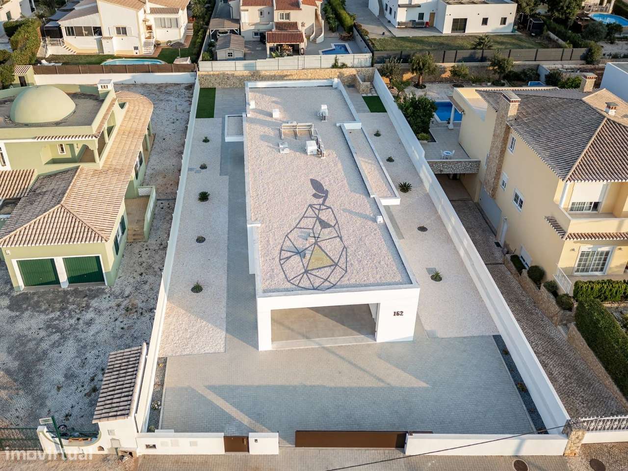 Moradia Nova com Piscina na Urbanização Monte Canelas - Portimão-41