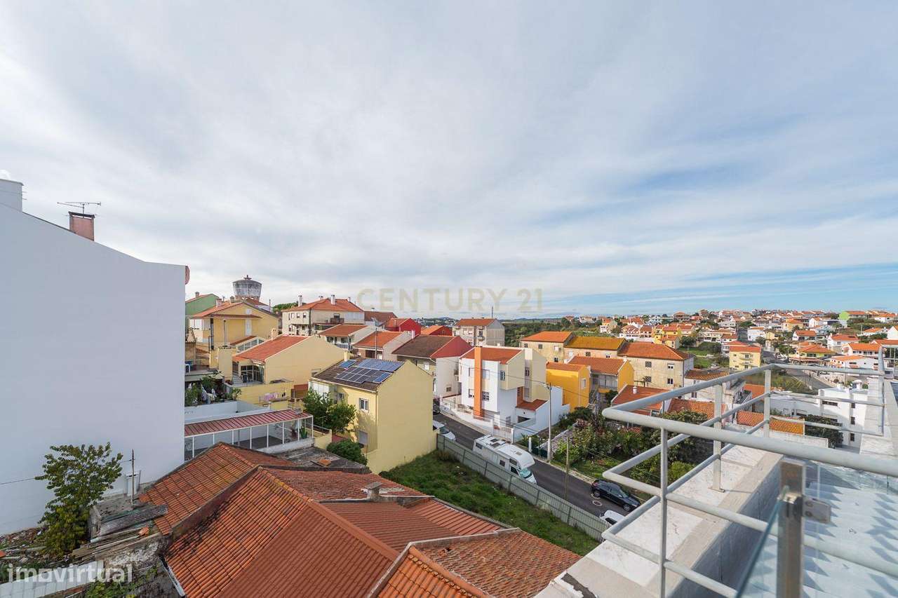 T2 com Terraço em São João da Talha-23