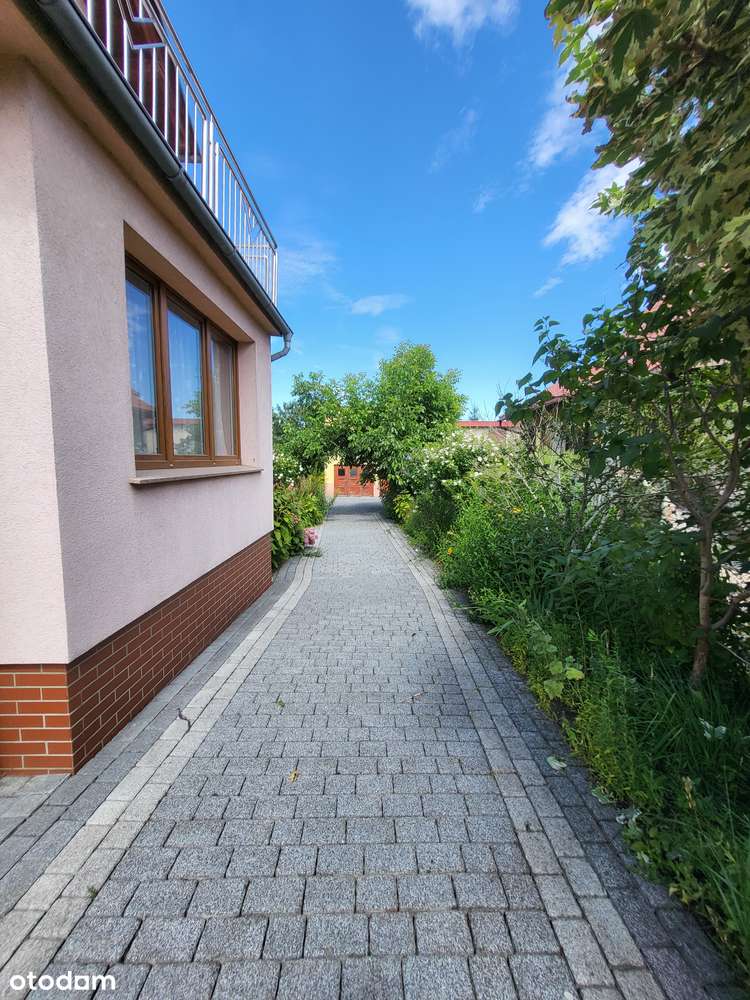 Duży dom z 2 Garażami w Centrum Prudniku- Jana Kazimierza 15 - Pełny obrazek: 4/20