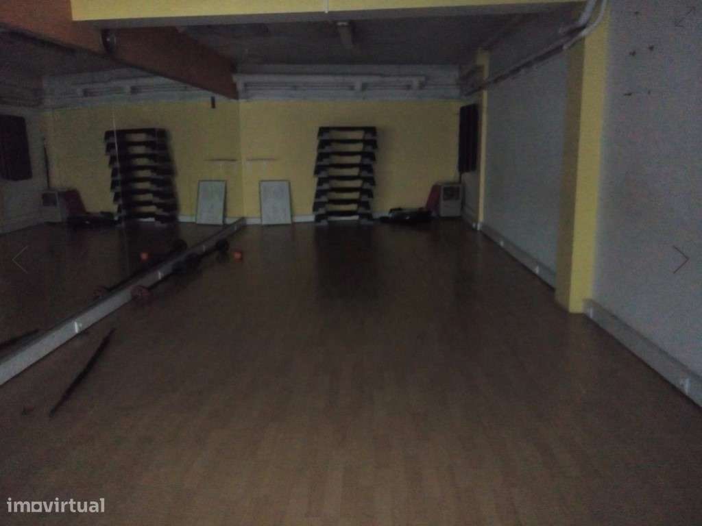 Ginásio com 795m2, no centro da Trofa. - Grande imagem: 4/12