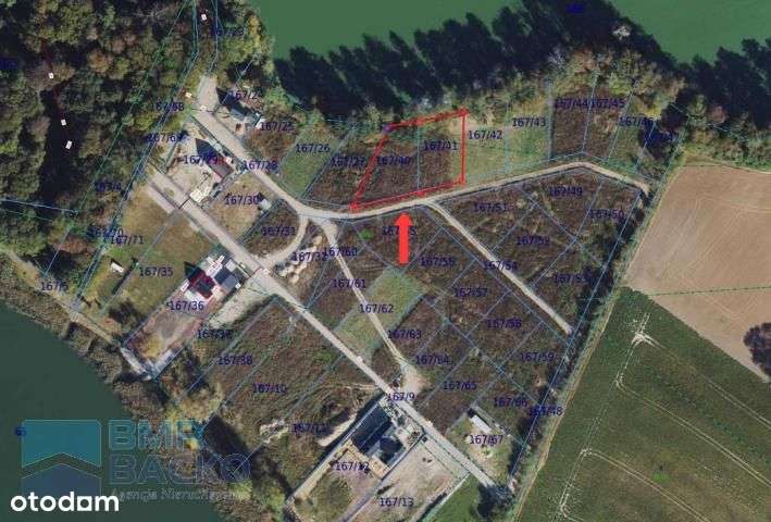 Działka z Linią Brzegową Jeziora Osiedle Zamknięte-0