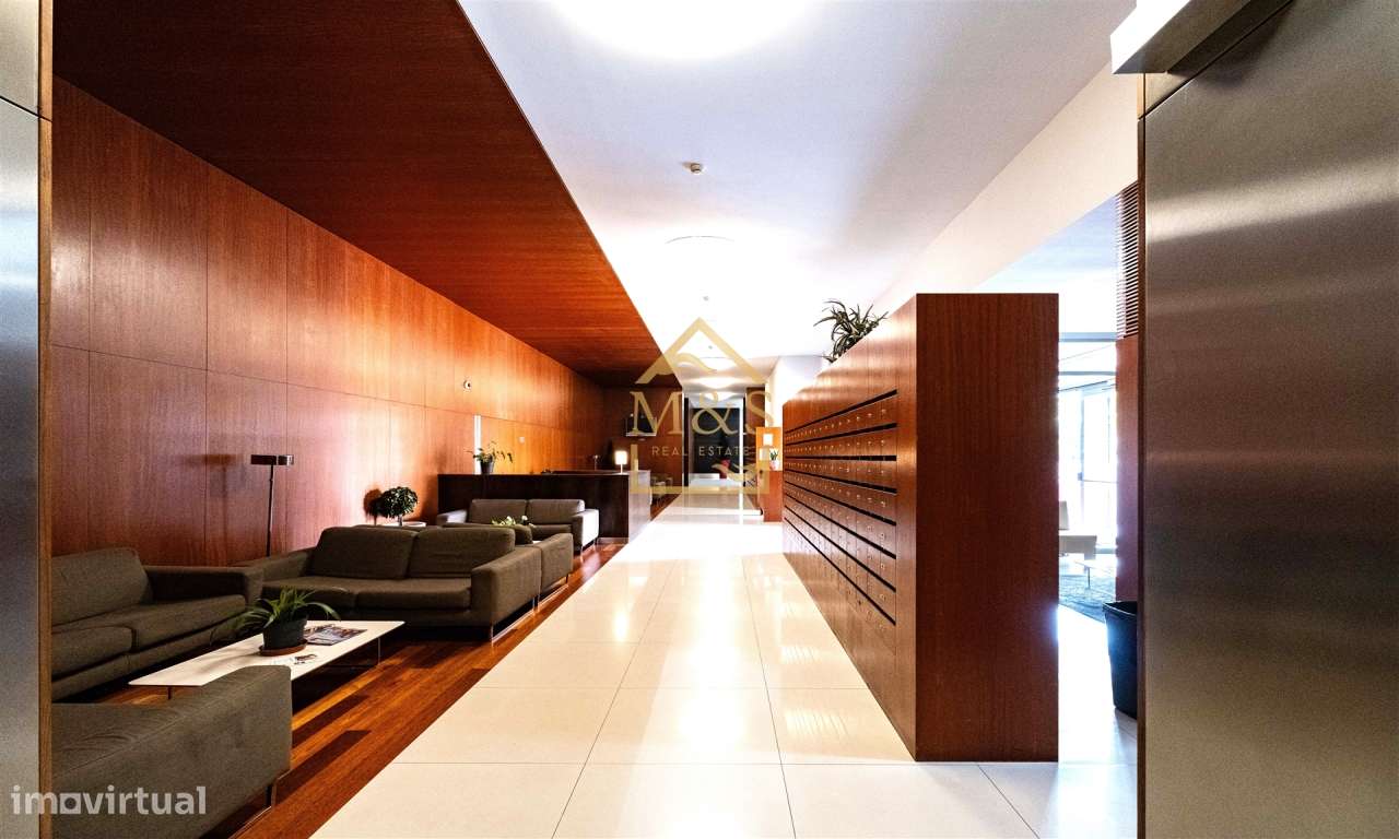 Apartamento T0 - Varanda, Garagem - Estádio Dragão - Antas - Porto-17