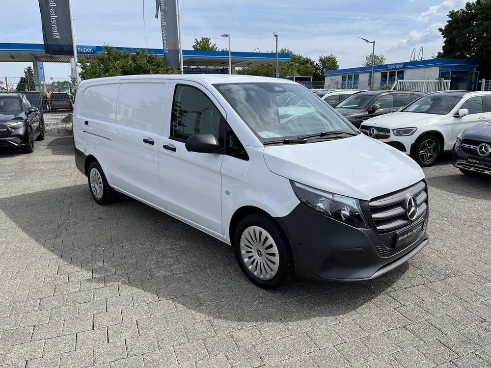 Mercedes-Benz Vito 2025