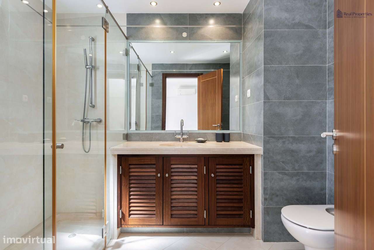 Moradia Térrea T4 Isolada em Albufeira – Um Refúgio de Luz, Conforto e-26