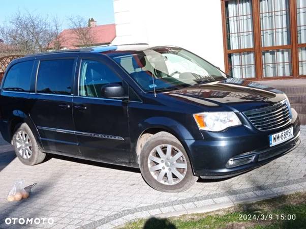 Chrysler Town & Country 3.6 Touring - 16