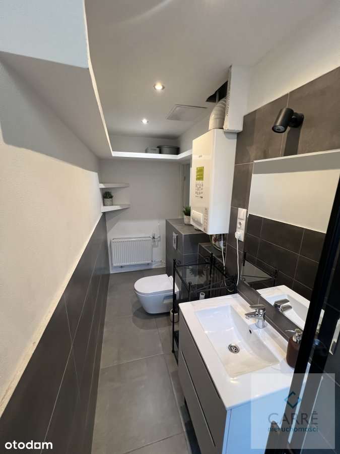 Klimatyczna kawalerka z antresolą.-13