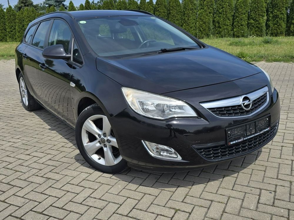Opel Astra J (2009-2019) 2011