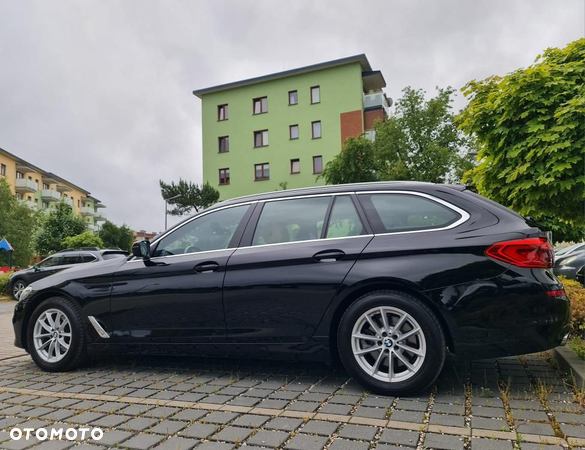 BMW Seria 5 520d Luxury Line - 36