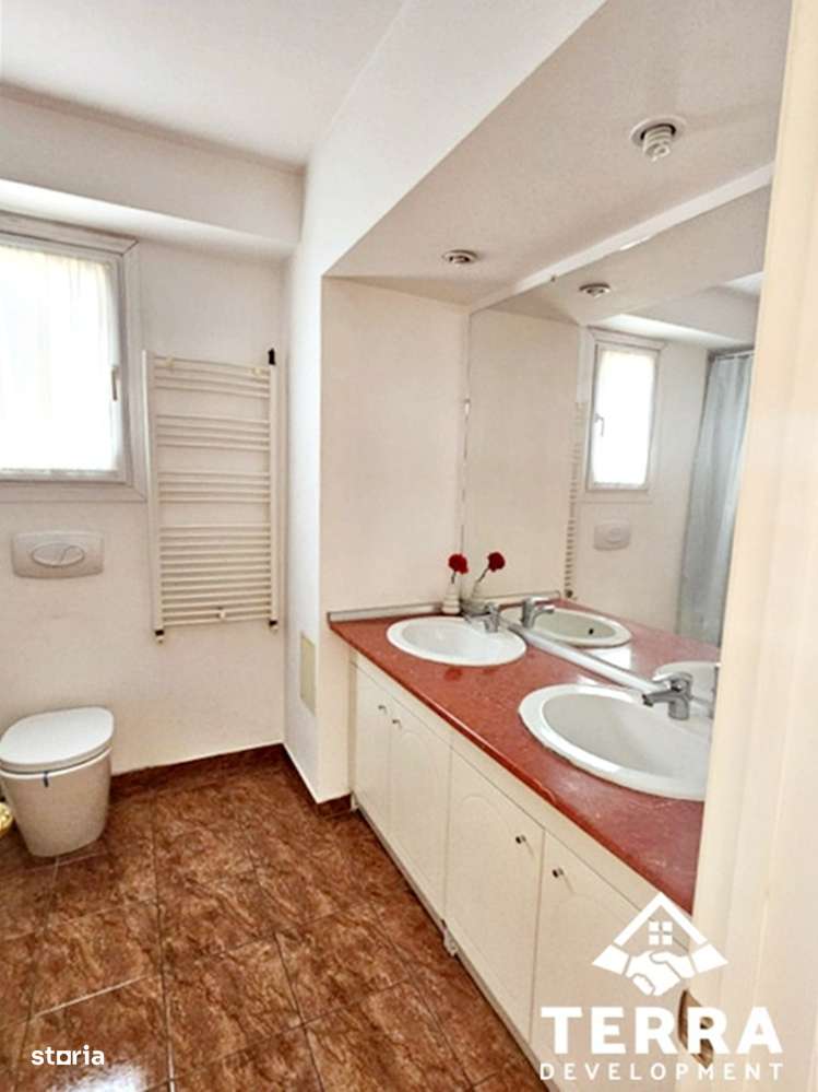 Pret promotional! Apartament spatios, cu garaj  – Faleza Nord-7