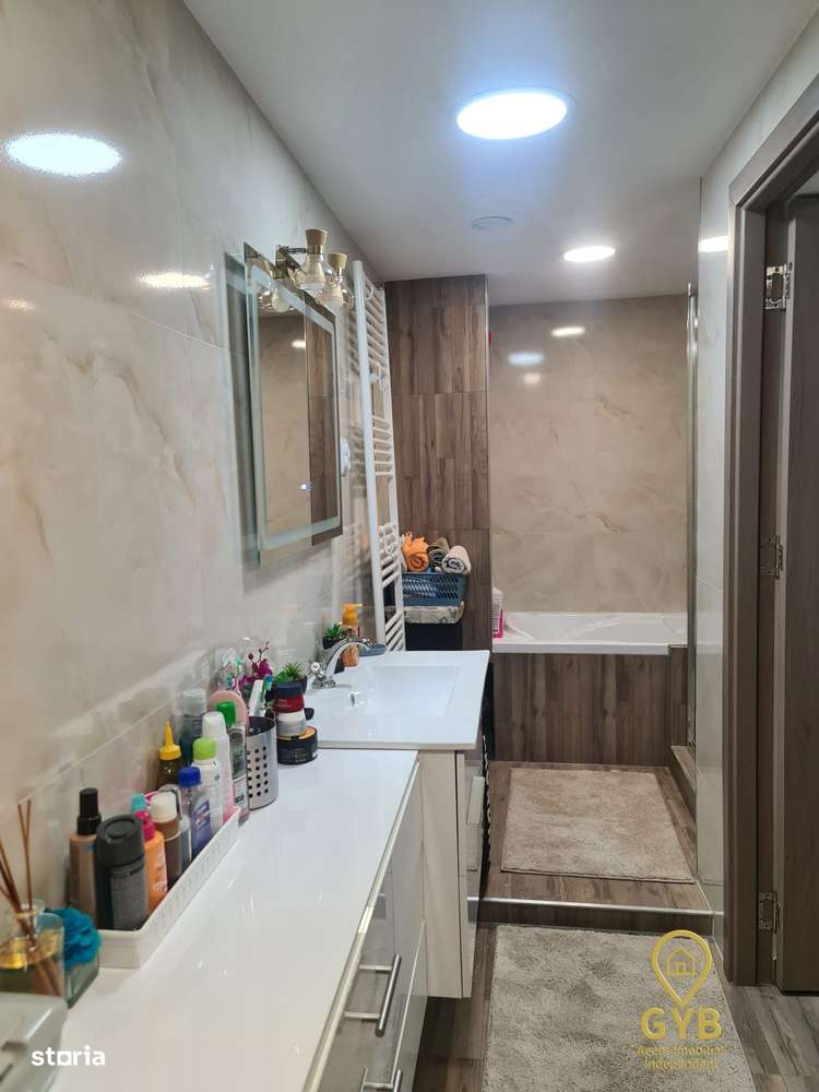 Casă cu 5 camere,  S+P+Mansarda-zona centrală Oradea(Strada Primariei)-6