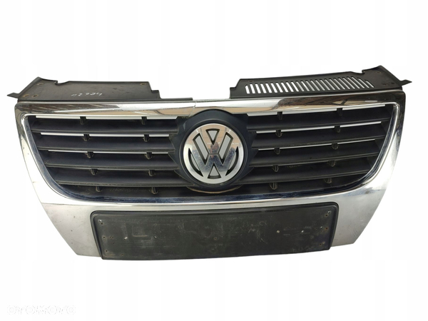 ATRAPA GRILL CHŁODNICY VOLKSWAGEN PASSAT B6 (2005-2010) KOD LAKIERU LA7T - 1