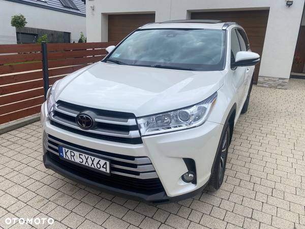 Toyota Highlander - 2