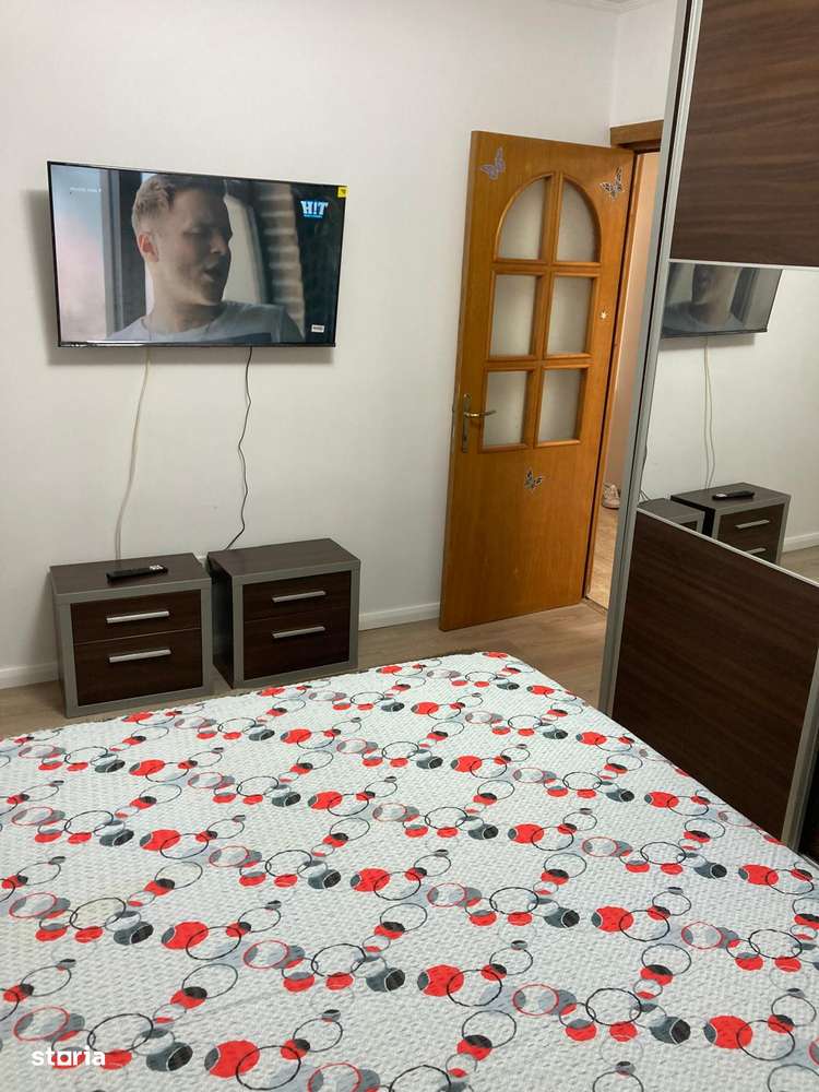 ap  2 cam decomandat-zona Spitalul Mare - Imagine principală: 2/10