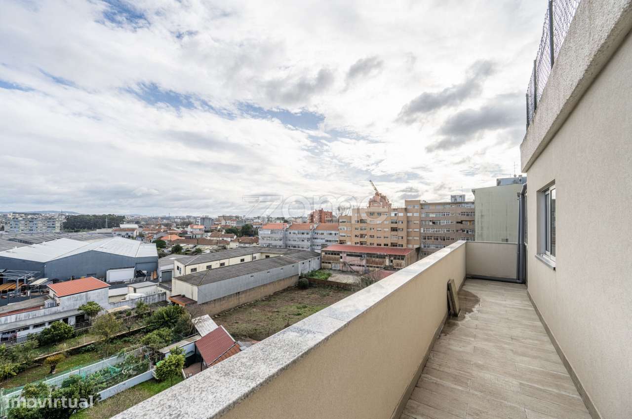 Apartamento T2 Duplex - Leça do Balio-18