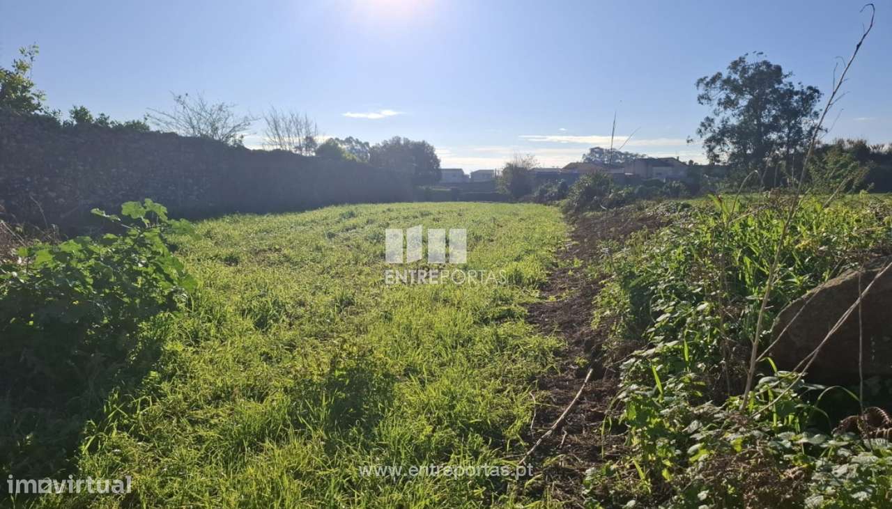 Venda de terreno para construção com 1760m2, em Beiriz, Póvoa de Va - Grande imagem: 4/8