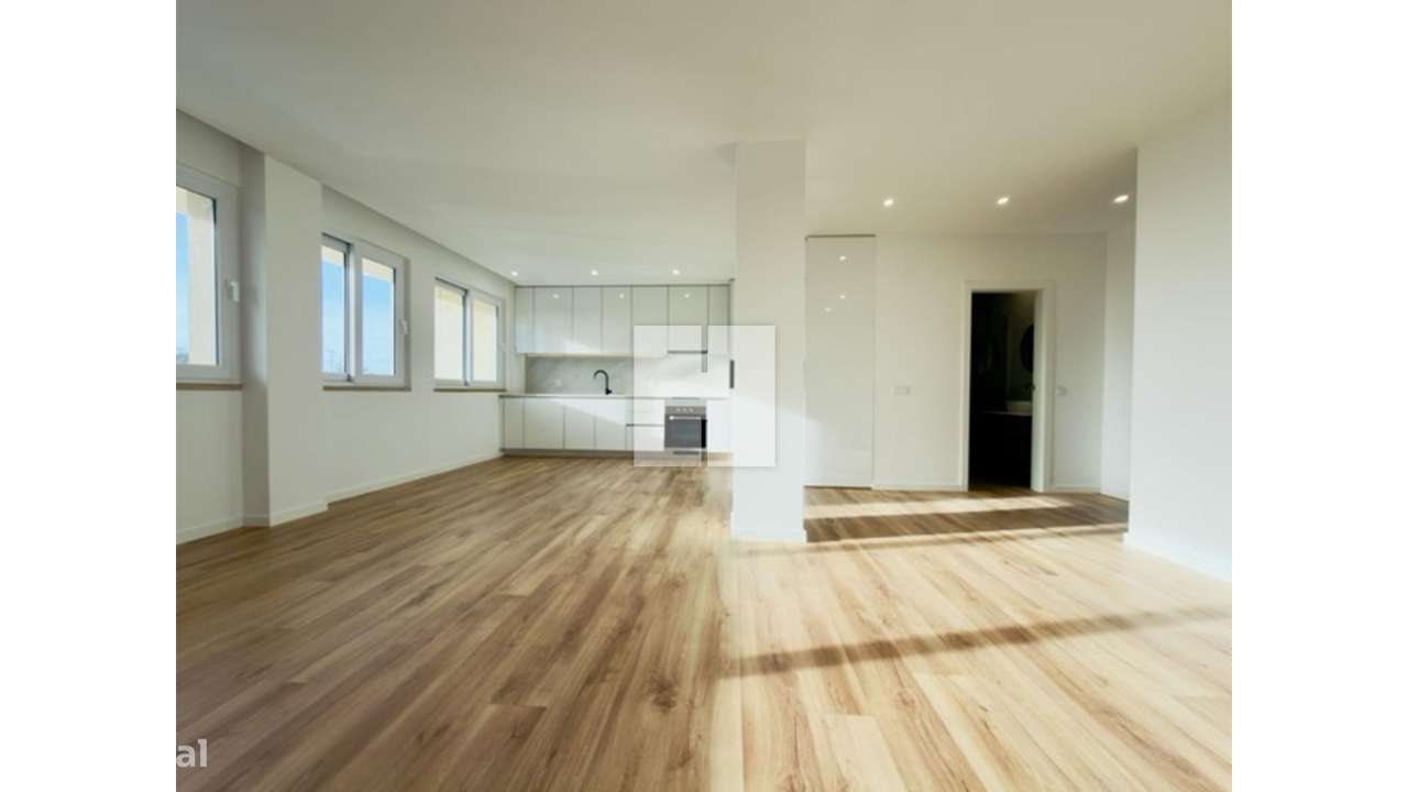 T2 Renovado em 1ª Linha Mar - Grande imagem: 4/33