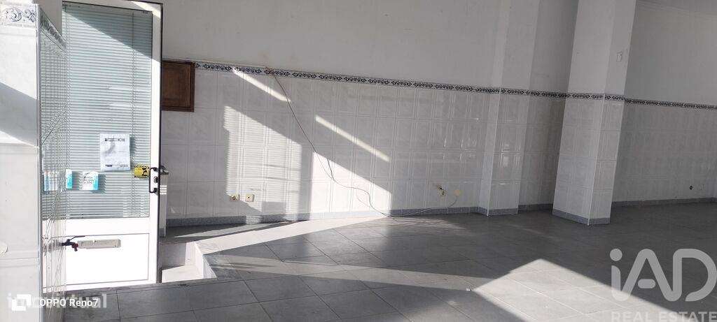 Loja / Estabelecimento Comercial em Mafamude e Vilar do Paraíso de 80, - Grande imagem: 4/28