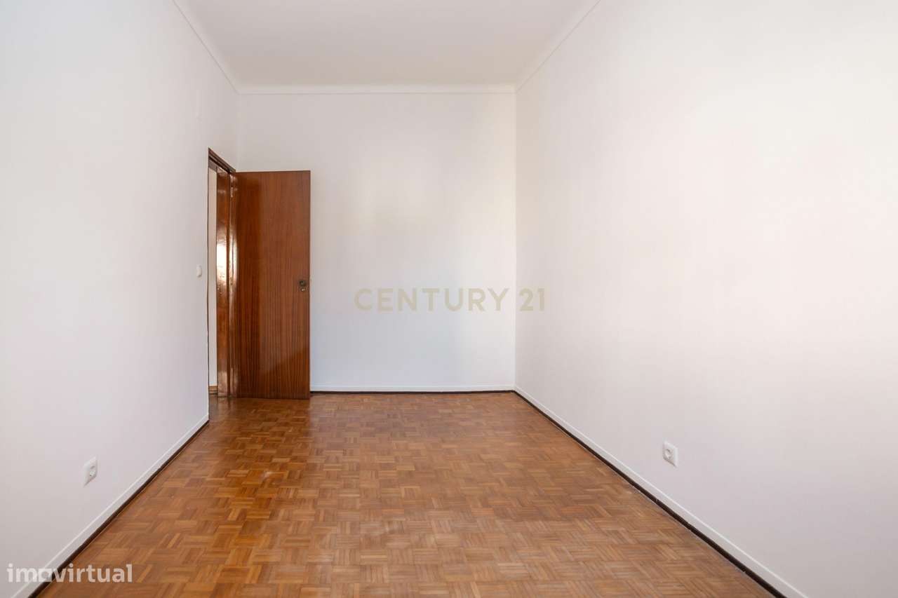 Apartamento T2+1 Quinta Alves da Silva-22