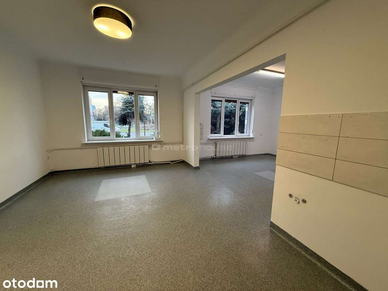 Budynek usługowo  mieszkalny ul: Broniewskiego 6 - Pełny obrazek: 5/13