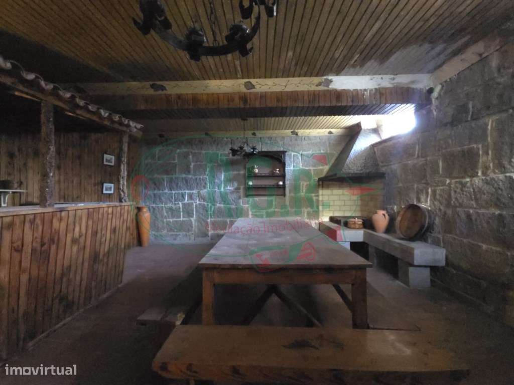 Moradia Isolada T3 | Piscina | Vistas Rio | 5 Min Porto-46