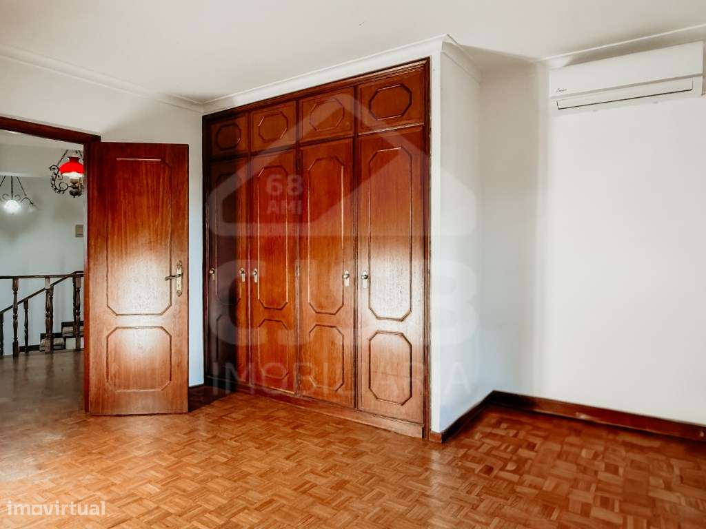 Moradia Isolada T5+3 em Salvaterra de Magos-34