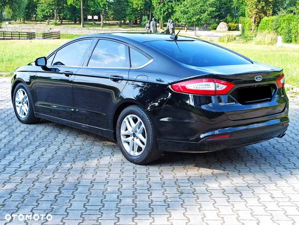 Ford Fusion - 3