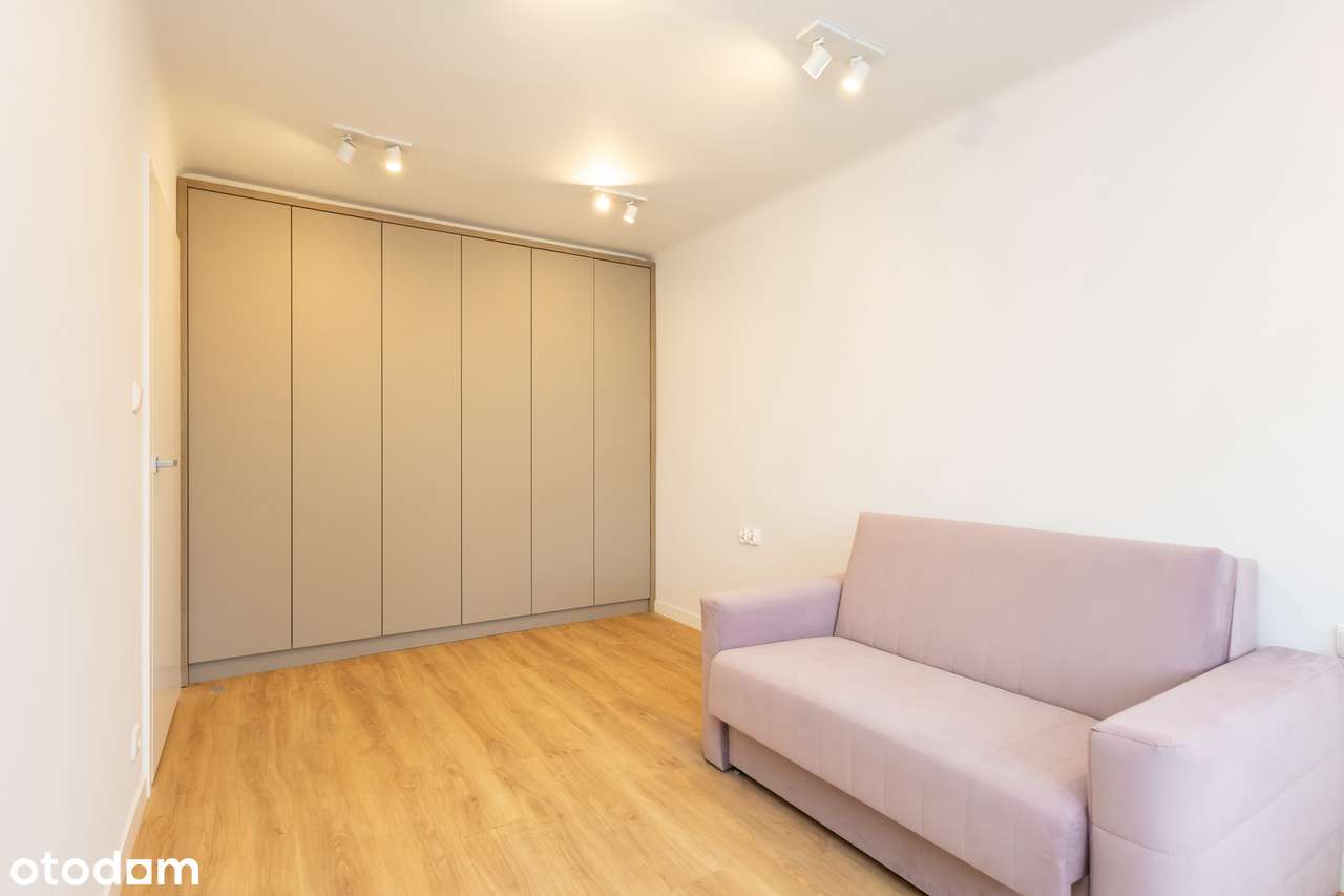 Dwa pokoje plus osobna kuchnia. Mieszkanie po generalnym remoncie.-9