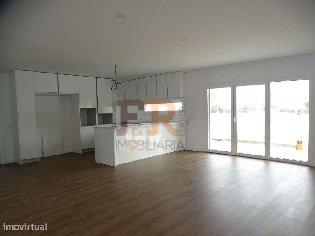 Moradia Térrea 'PRONTA'T3 com Garagem e Piscina Quinta do Anjo, Pal...-41