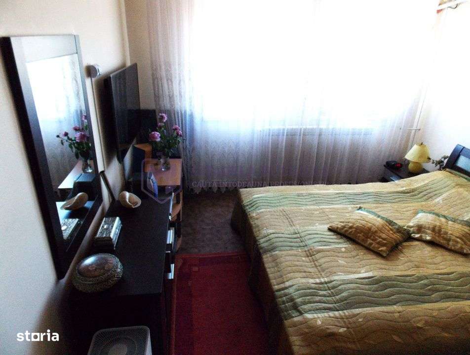 I.C.I.L. - Apartament 2 camere, transformat in 3 camere-12