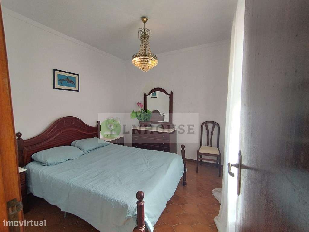 Moradia T2+2 com quintal e terraço, Azinhal-4