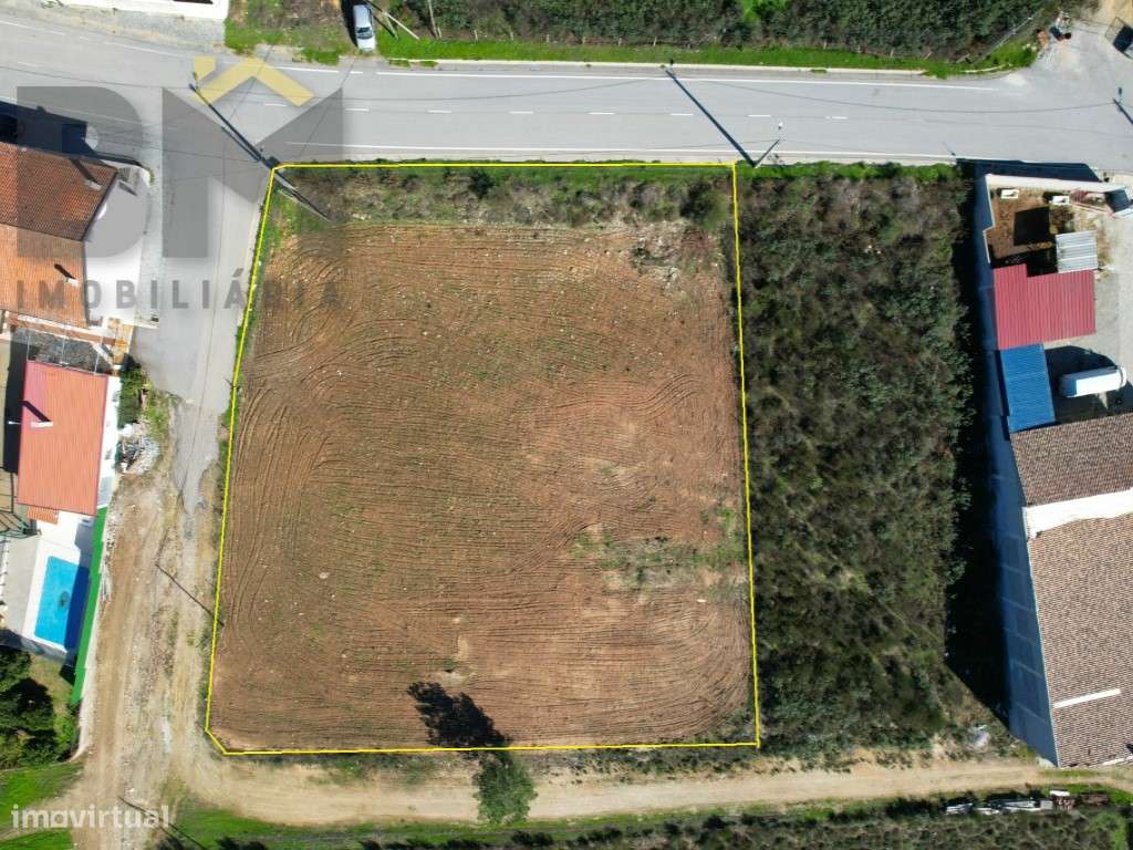 Terreno urbano para Venda - 2.500 m² | Bairro do Valongo - Castelo ... - Grande imagem: 2/9