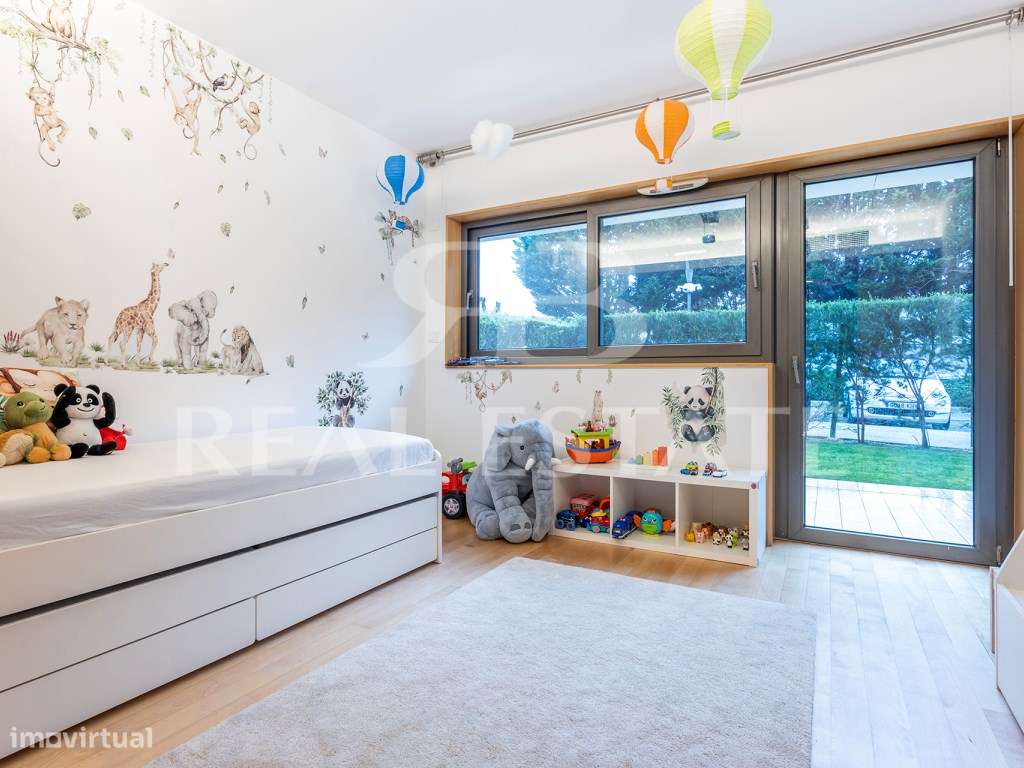 T2 no condominio SCALA Cascais | Jardim privado e jardim do condomí...-10