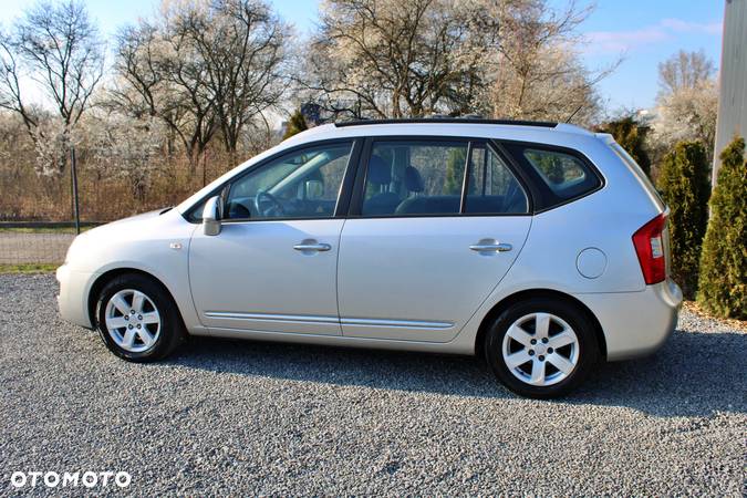 Kia Carens 2.0 CVVT LX - 7