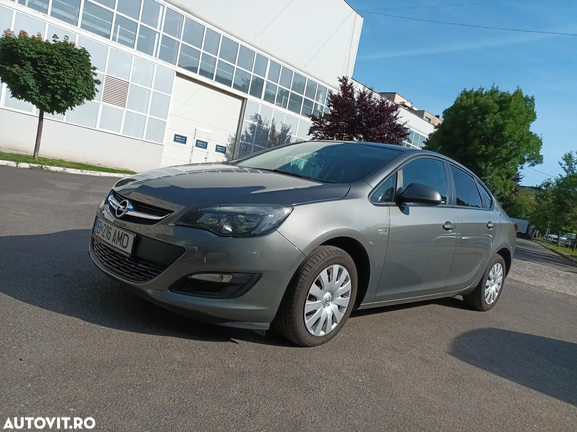 Opel Astra 1.6 TWINPORT ECOTEC Cosmo - 1