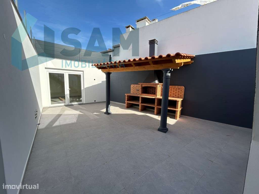 Moradia T3, localizada em Coimbrã - Grande imagem: 4/20