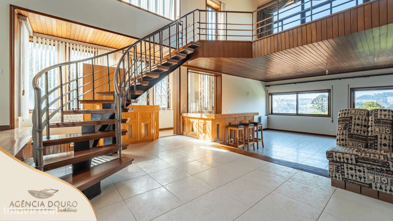 Moradia T5 com vistas Douro em Valbom, Gondomar - Grande imagem: 4/36