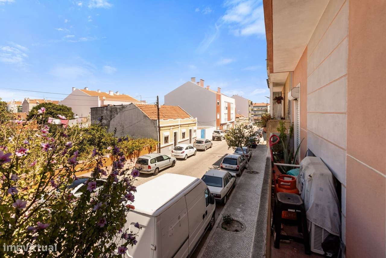 Apartamento T2, Moita-19