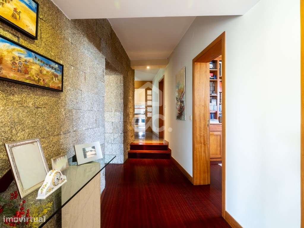 Moradia Individual de Luxo T4 às Portas da Cidade - Gavião, Famalicão-13