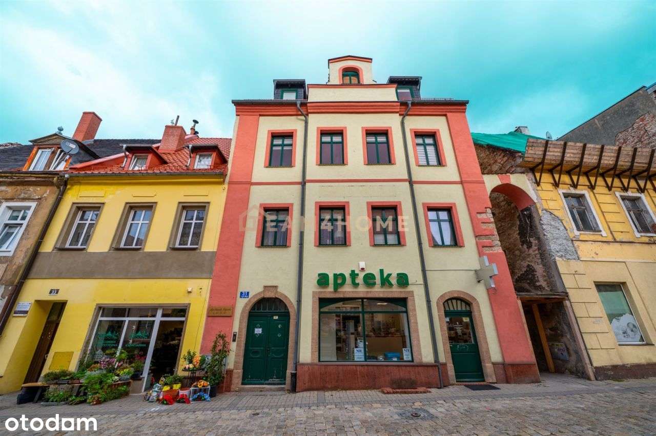 Mieszkanie z potencjałem w samym centrum Kowar-12