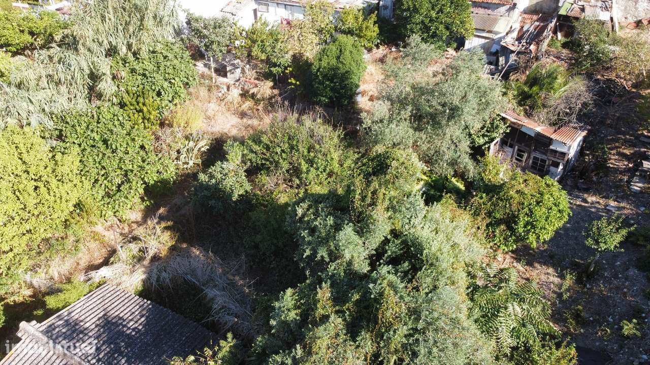 PRÉDIO DEVOLUTO PARA VENDA | PIP APROVADO | CAMPOLIDE-25